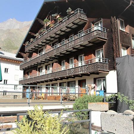 Self-Service Guesthouse Berggeist ซาสฟี ภายนอก รูปภาพ
