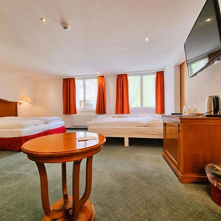 Self-Service Guesthouse Berggeist ซาสฟี ภายนอก รูปภาพ