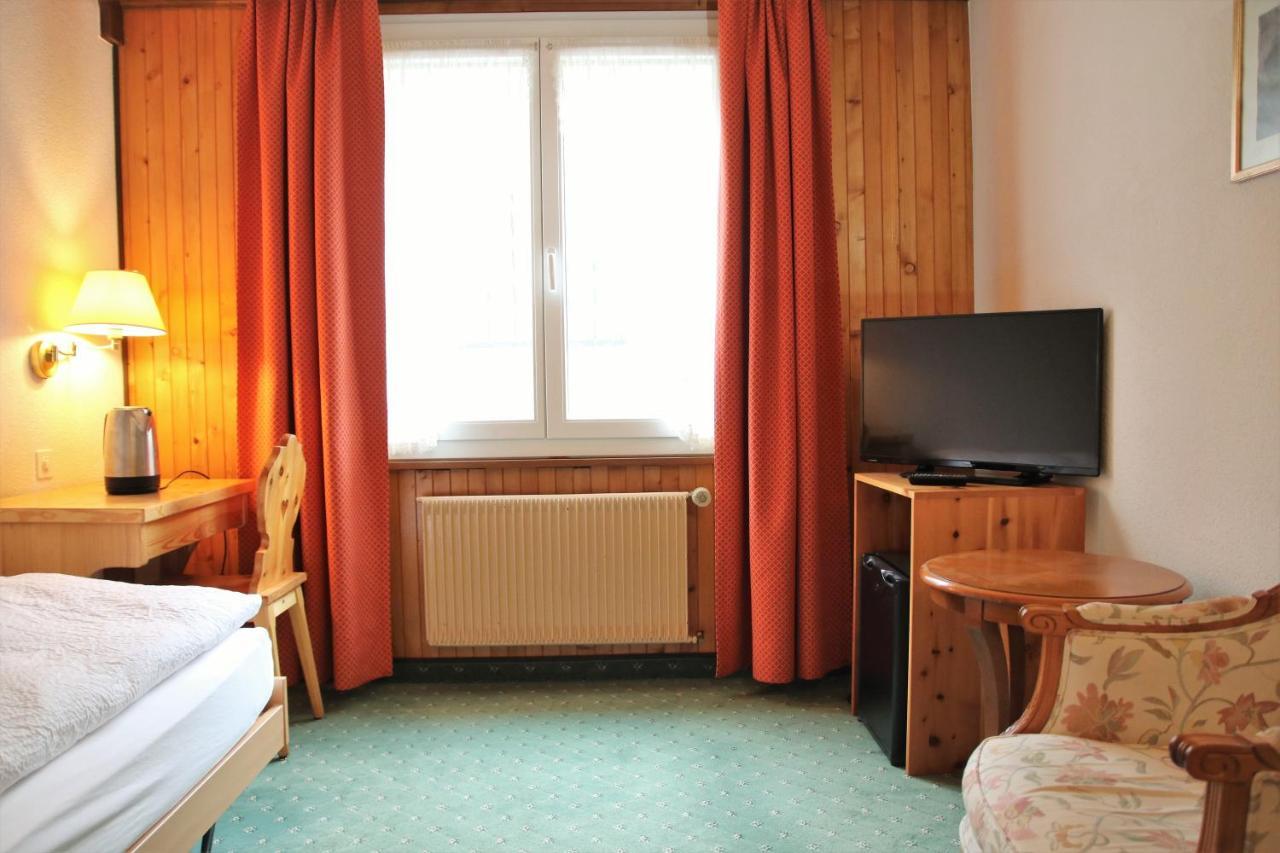 Self-Service Guesthouse Berggeist ซาสฟี ภายนอก รูปภาพ
