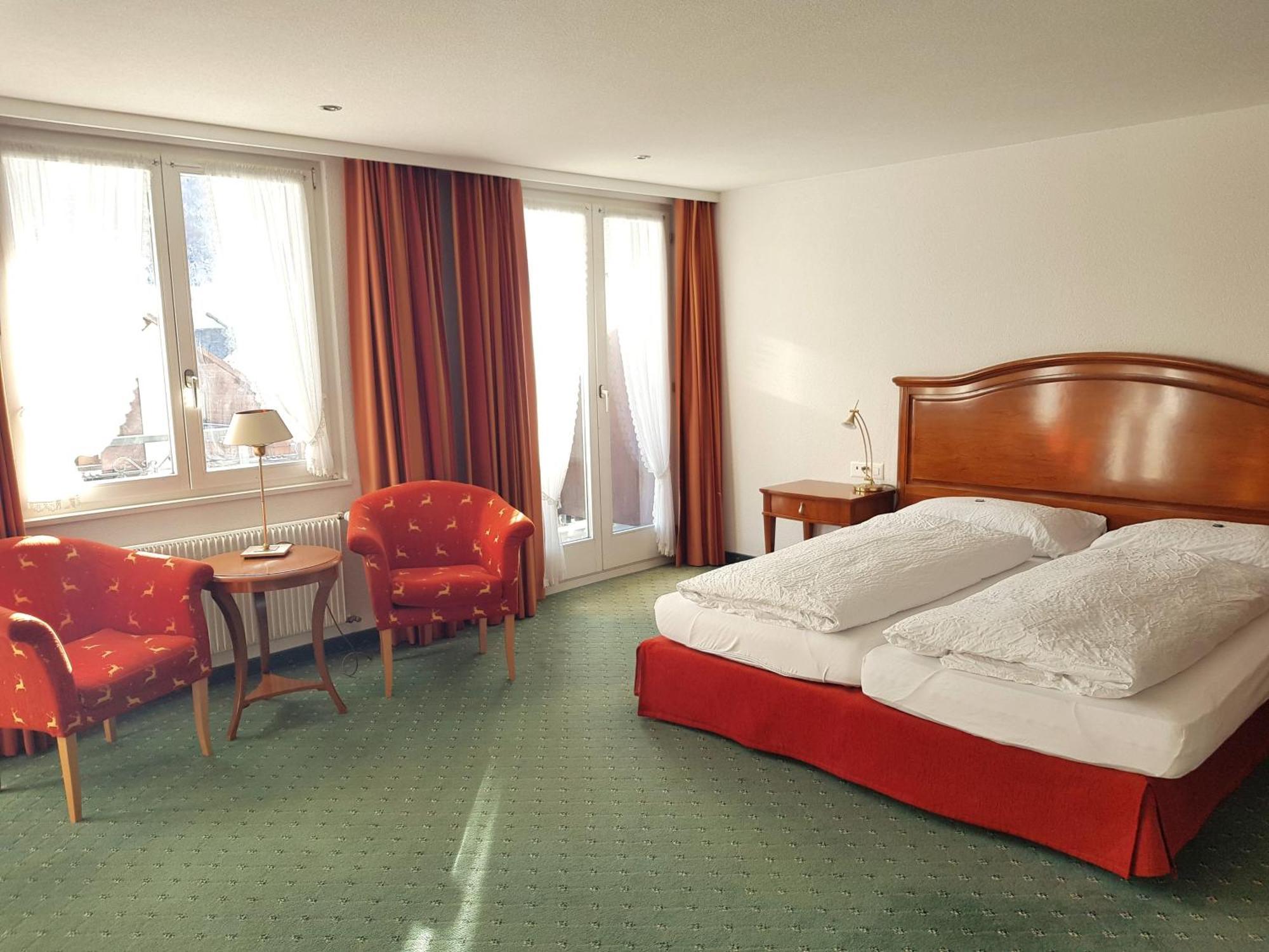 Self-Service Guesthouse Berggeist ซาสฟี ภายนอก รูปภาพ
